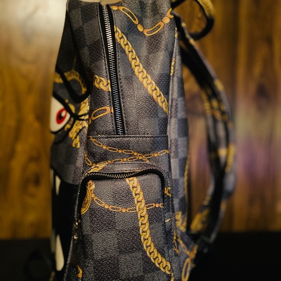 Back pack - Picture 5 of 6